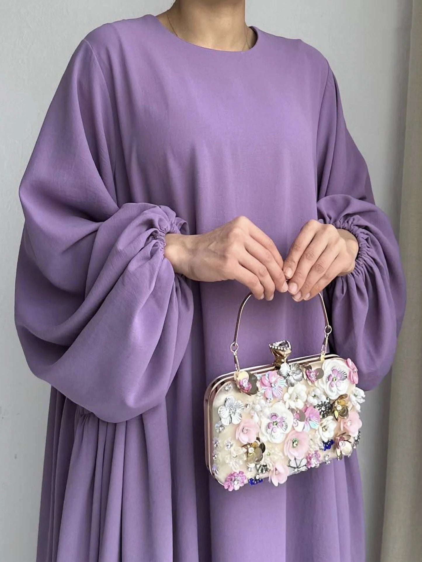 Elegant Bishop Sleeve Abaya Kaftan