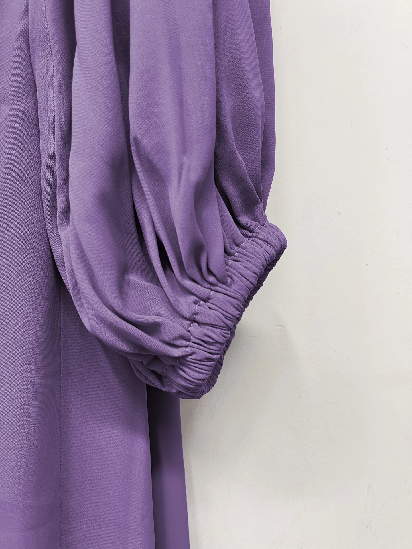 Elegant Bishop Sleeve Abaya Kaftan